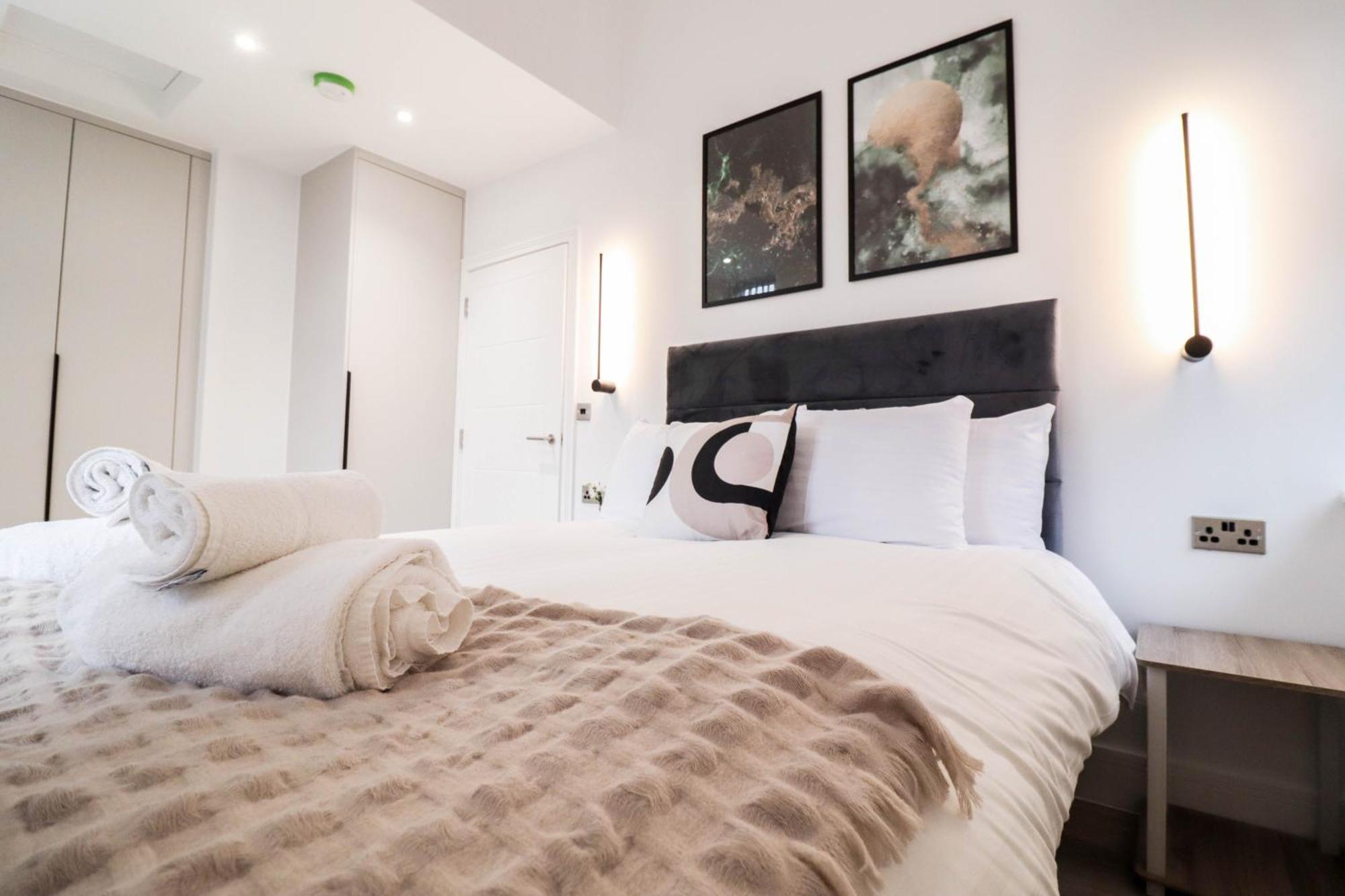 Modern 1-Bed Apartment In Buckinghamshire With Free Wifi, Parking & Garden High Wycombe Luaran gambar
