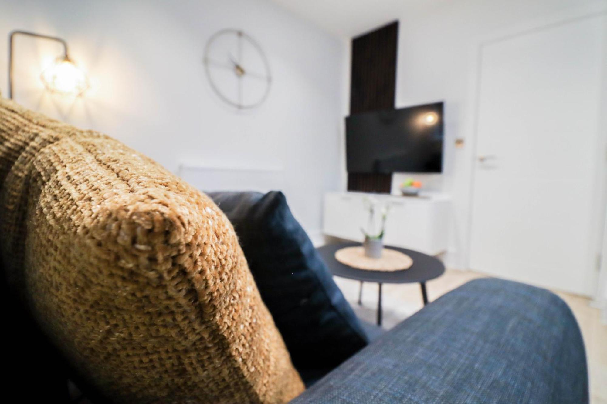 Modern 1-Bed Apartment In Buckinghamshire With Free Wifi, Parking & Garden High Wycombe Luaran gambar