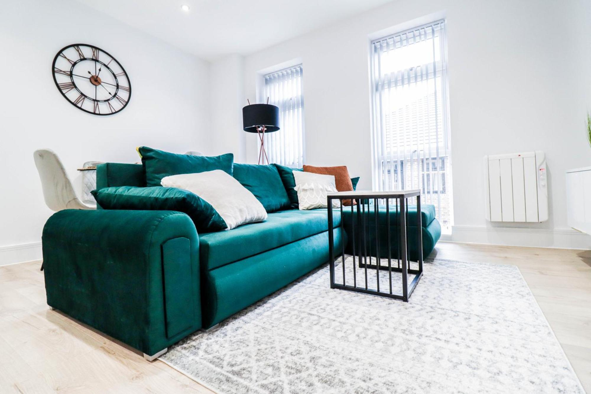 Modern 1-Bed Apartment In Buckinghamshire With Free Wifi, Parking & Garden High Wycombe Luaran gambar